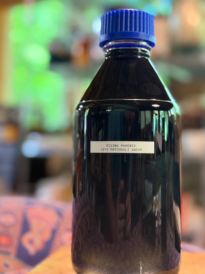 Patchouli Qadeem 2010 : North Sumatran Royal Grade Essential Oil - Ateek Series